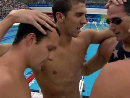 OLYMPICS-Phelps-with-team-a.jpg