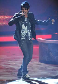 http://www.tvworthwatching.com/blog/2009/04/17/american-idol-dam-lambert-0.jpg