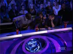 american-idol-judges-confer.jpg