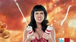 katy-perry-whipped-cream-1.jpg