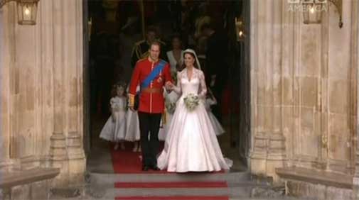 royal-wedding-exiting-abbey.jpg