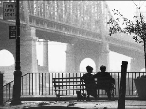 Woody-Allen-bridge-Manhatta.jpg