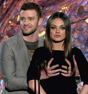 Timberlake-Kunis-MTV-awards.jpg