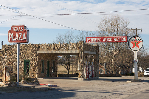 rare visions gas station.jpg