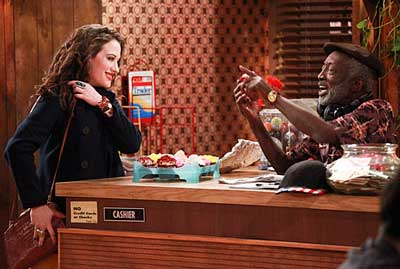 2-broke-girls-garrett-morris.jpg