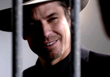 Justified-Raylan-smiles.jpg