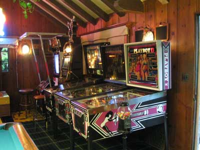 playboy-mansion-game-room.jpg