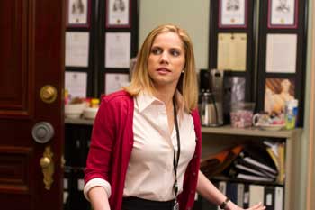 veep-anna-chlumsky-hbo.jpg