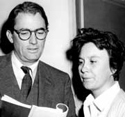 gregory-peck-harper-lee-1962.jpg