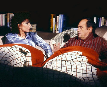 newhart finale in bed.jpg