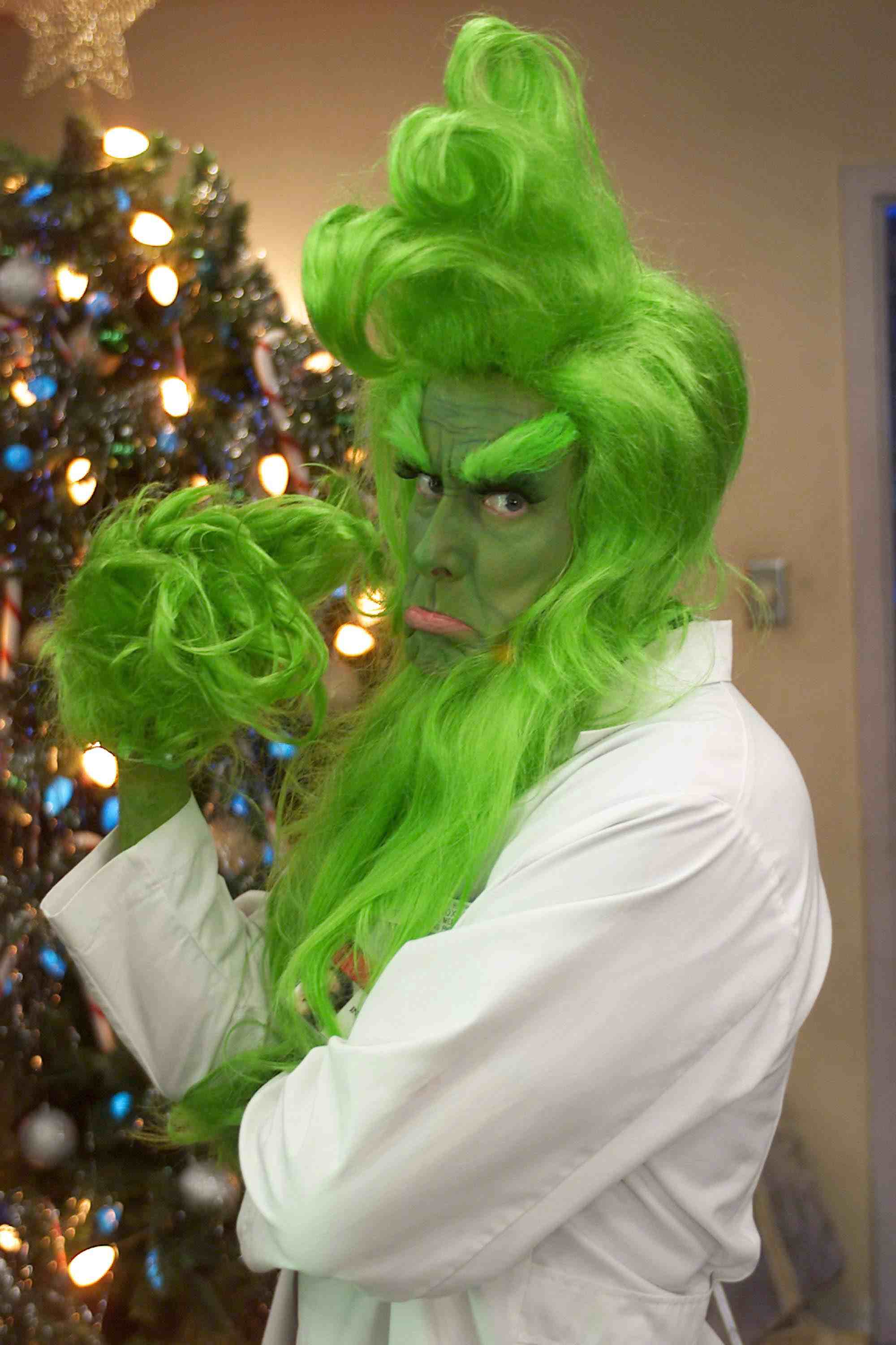 scrubs grinch christmas tv.jpg